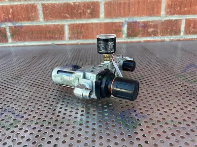 USED SMC NAW3000 FILTER REGULATOR 7 - 120 PSI W/ SMC GAUGE