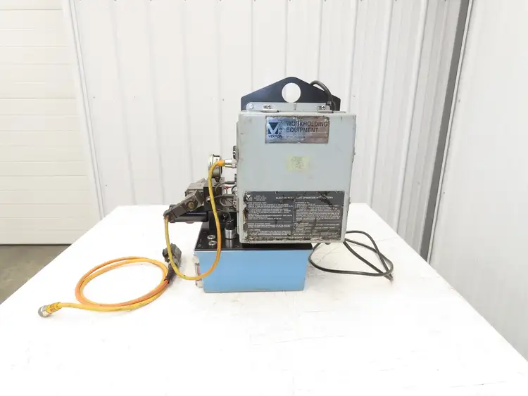 Used VEKTEK _UNKNOWN_ Hydraulic Pumps | Arrow Industrial #619278