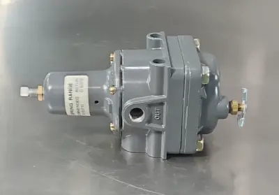 Fisher 67AFR Pressure Regulator 30-60 PSI / 0-60 PSI Loc6C13