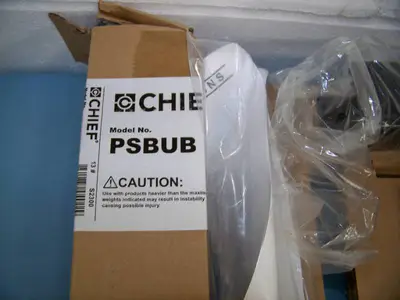 Chief PWRUB Universal Flat Panel Single Swing Arm Wall Mount with PSBUB - NEW IN OPEN BOX