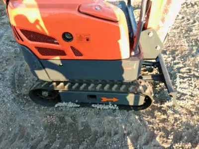 ME18 MINI EXCAVATOR