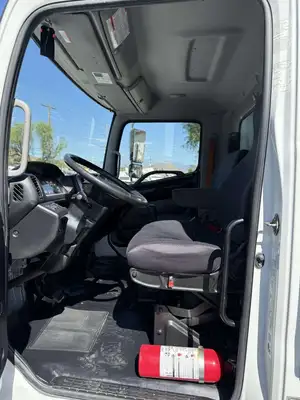 Used 2019 HINO 268 Box trucks California US | Commerce Truck Equipment Sales #1548689