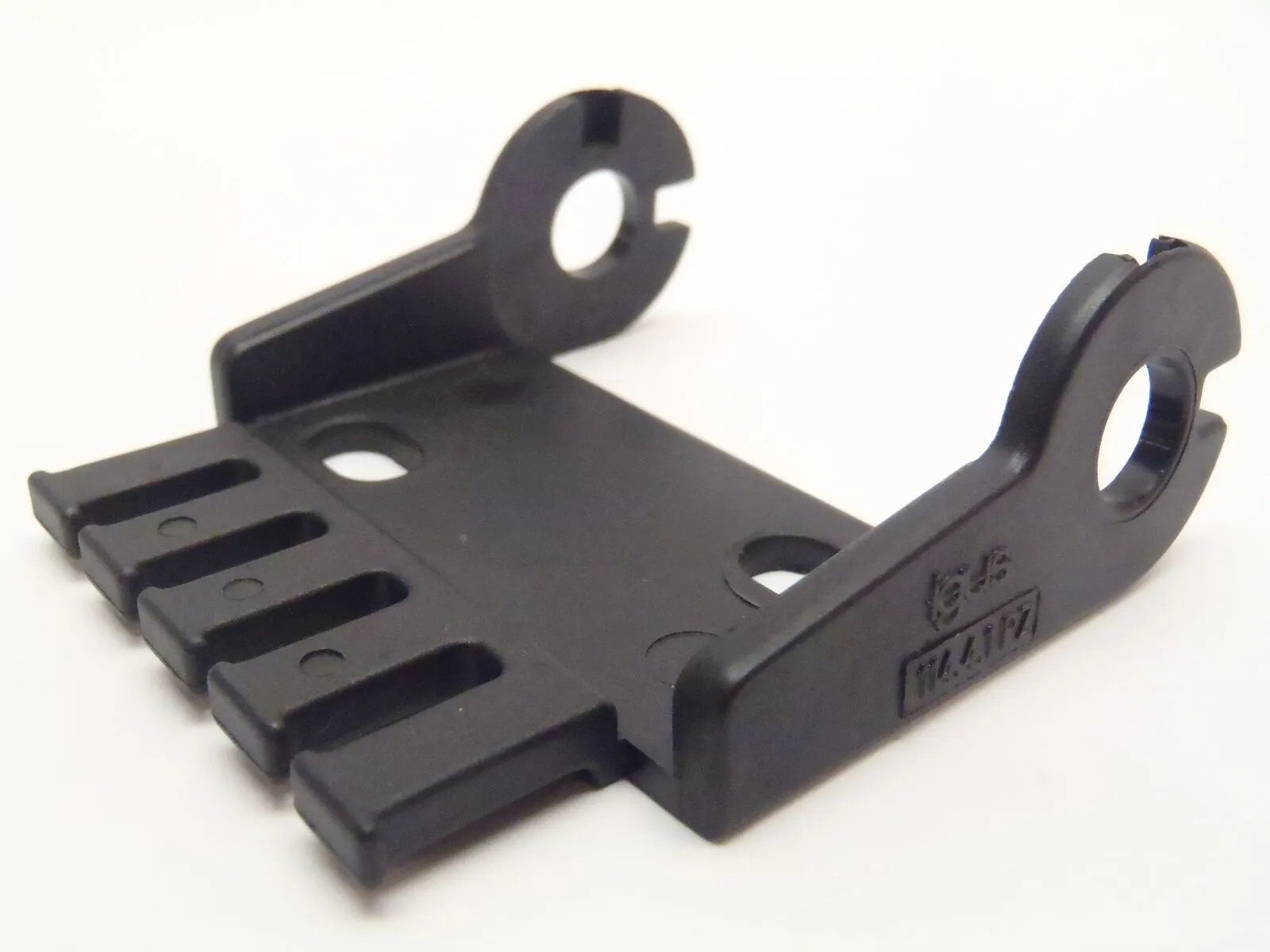 114.4.1 PZ | Igus  End Mount for Energy Chain Cable Channel - New