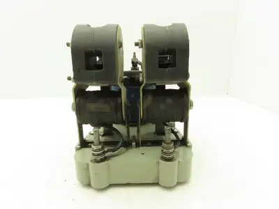 Cutler Hammer 6002 H493A Mill Type DC Contactor 600V DC 2 Pole 2A Coil Size 1