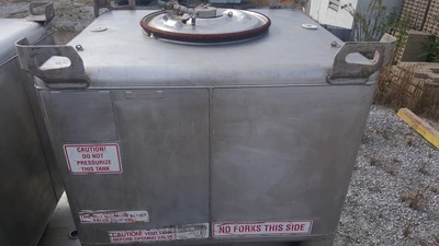Stainless Steel Totes 300-383 Gallons