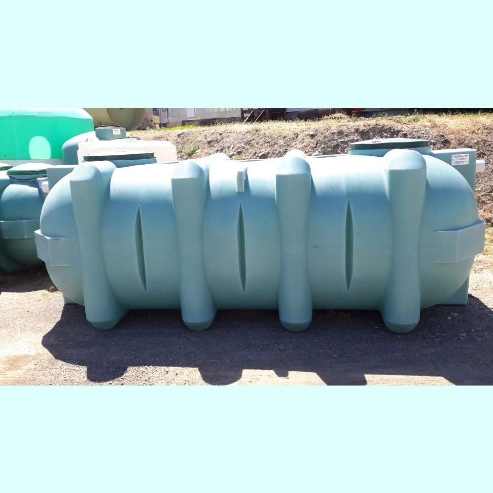 Polyethylene 1350 Gallon Septic Tank