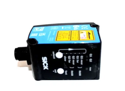 NEW SICK DT35-B15251PROXIMITY SENSOR DT35B15251