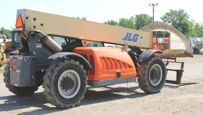 JLG Telescopic Articulating Forklift Telehandler  G 943 A