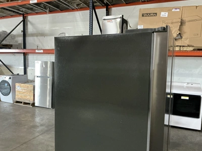 Used FRIGIDAIRE FRSG2115AV Refrigerators Michigan US | Miedema Asset Management Group #1342208