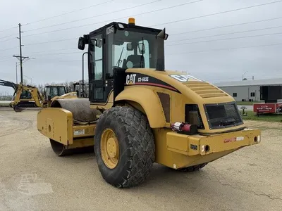 USED 2006 CATERPILLAR CS-683E