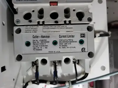 Used EATON SVX007A1-5A4N1 Switchgears British Columbia CA | Lenmark #240171