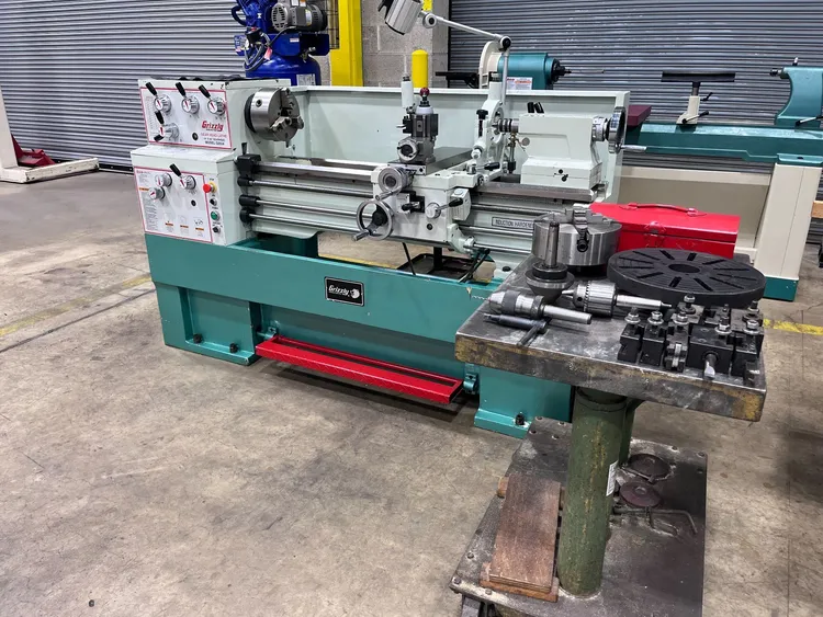 Used 2005 GRIZZLY G0554 Engine Lathes New Jersey US | Michael Fine Machinery Co., Inc. #1171401