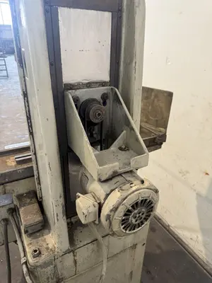REID SURFACE GRINDER W/ DEDTRU CENTERLESS GRINDING ATTACHMENT. STOCK # 0116626.
