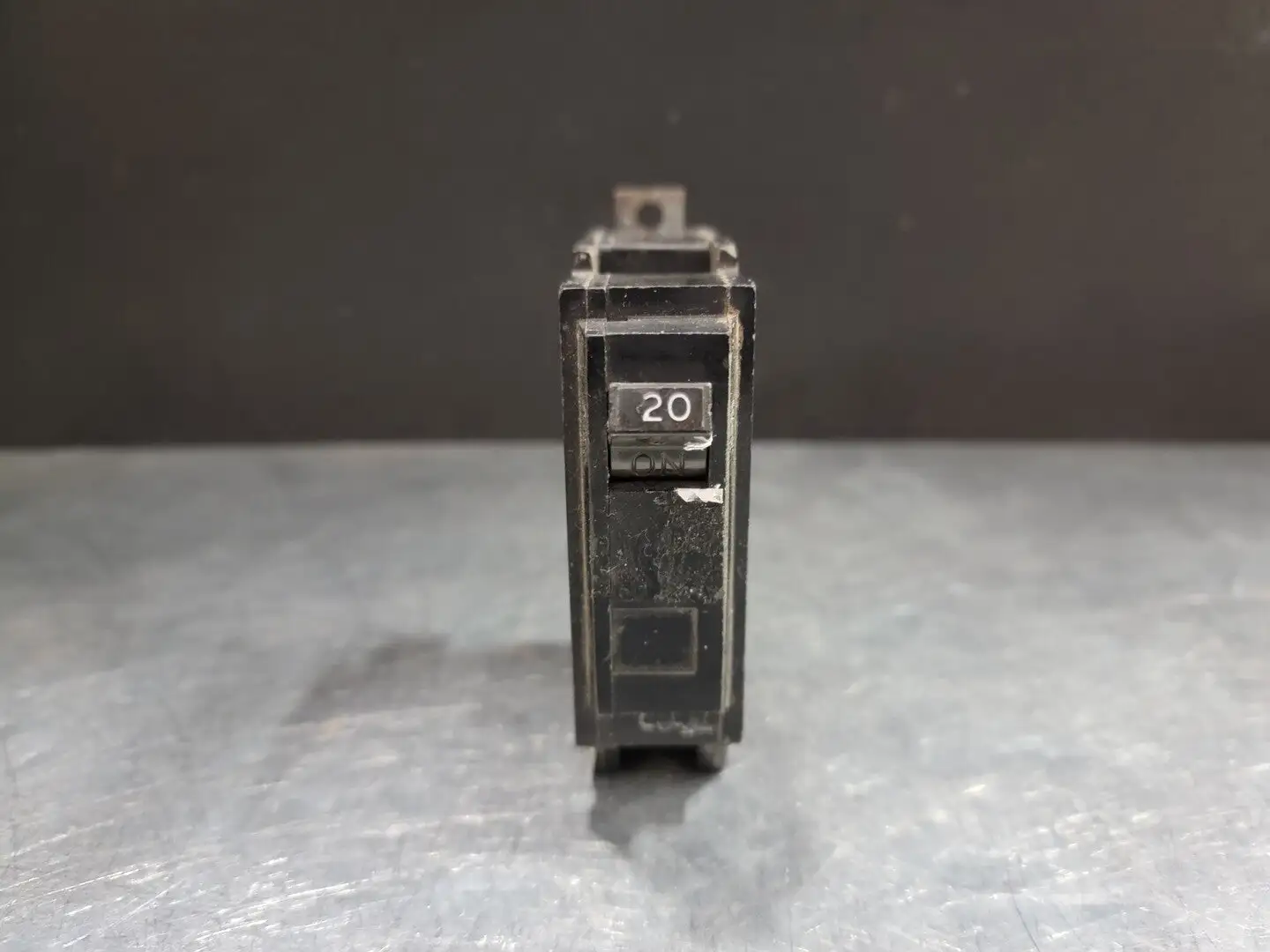 USED CANADIAN GENERAL ELECTRIC TQB1120