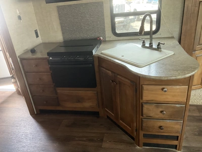 USED 2016 KEYSTONE SPRINTER SERIES M-299