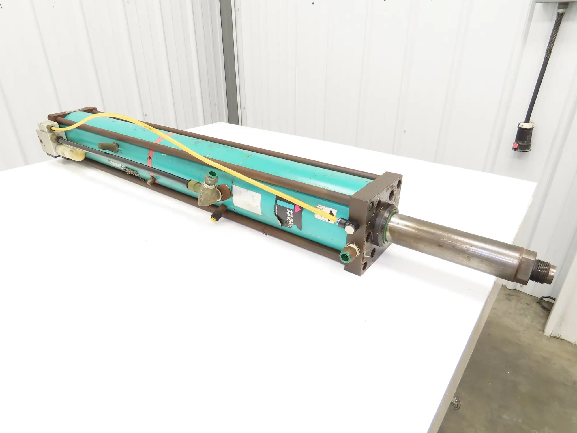 Tox Pressotechnik S15.30.200.6 Powerpackage Air/Oil Cylinder 200mm Stroke 6bar