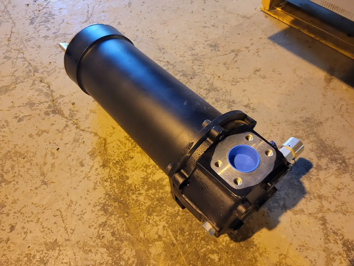 New | in-Stock PARKER IL82R20QEHM250YY1 Parts (Hydraulics and Pneumatics) British Columbia CA | Lenmark #264414