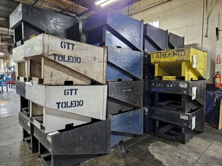 Used AMERICAN MANUFACTURING _UNKNOWN_ Hoppers Ohio US | Yoder Brothers machinery #1132583