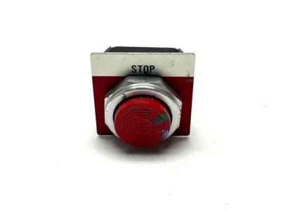 800T-B6 | Allen Bradley  Ser. T Pushbutton Switch w/ 800T-XA Contact - Used