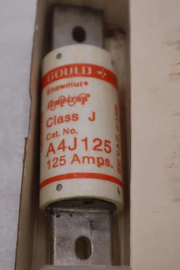 FERRAZ SHAWMUT A4J125 FUSE 125AMP 600V - NEW IN BOX - STOCK GF542A