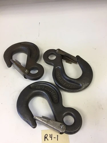 TM ALLOY A-65  Industrial PULLEY EYE HOOK 4"wide Lot Of 3