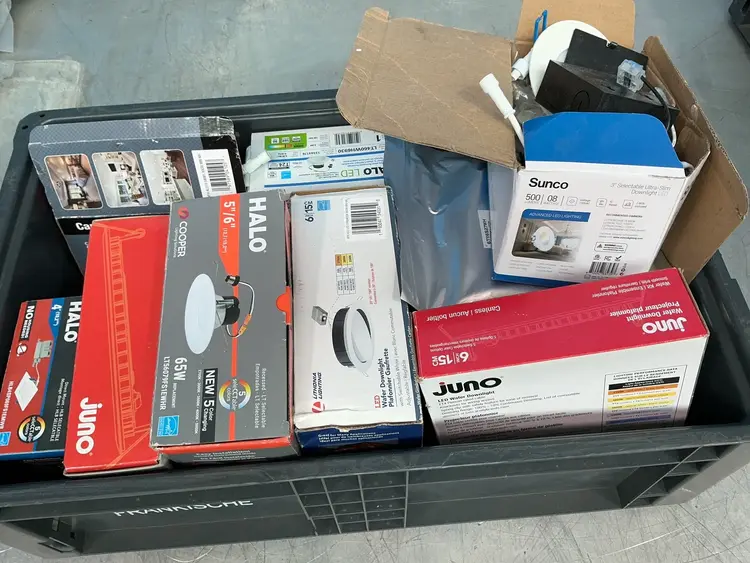 Used JUNO, COOPER LIGHTING _UNKNOWN_ Lighting Ohio US | HGR 24 #1561803