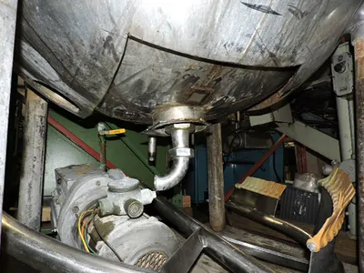 USED GROEN SCRAPE AGITATED JACKET KETTLE 300 GALLON KETTLE