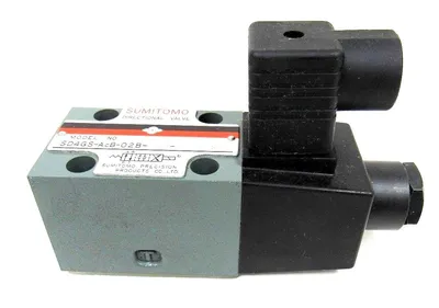 NEW SUMITOMO SD4GS-ACB-02B-100-11-S92 DIRECTIONAL VALVE SD4GSACB02B10011S92