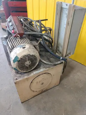 USED OILGEAR PVW2S3SAYCNNN
