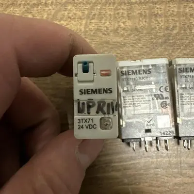 USED SIEMENS 3TX71