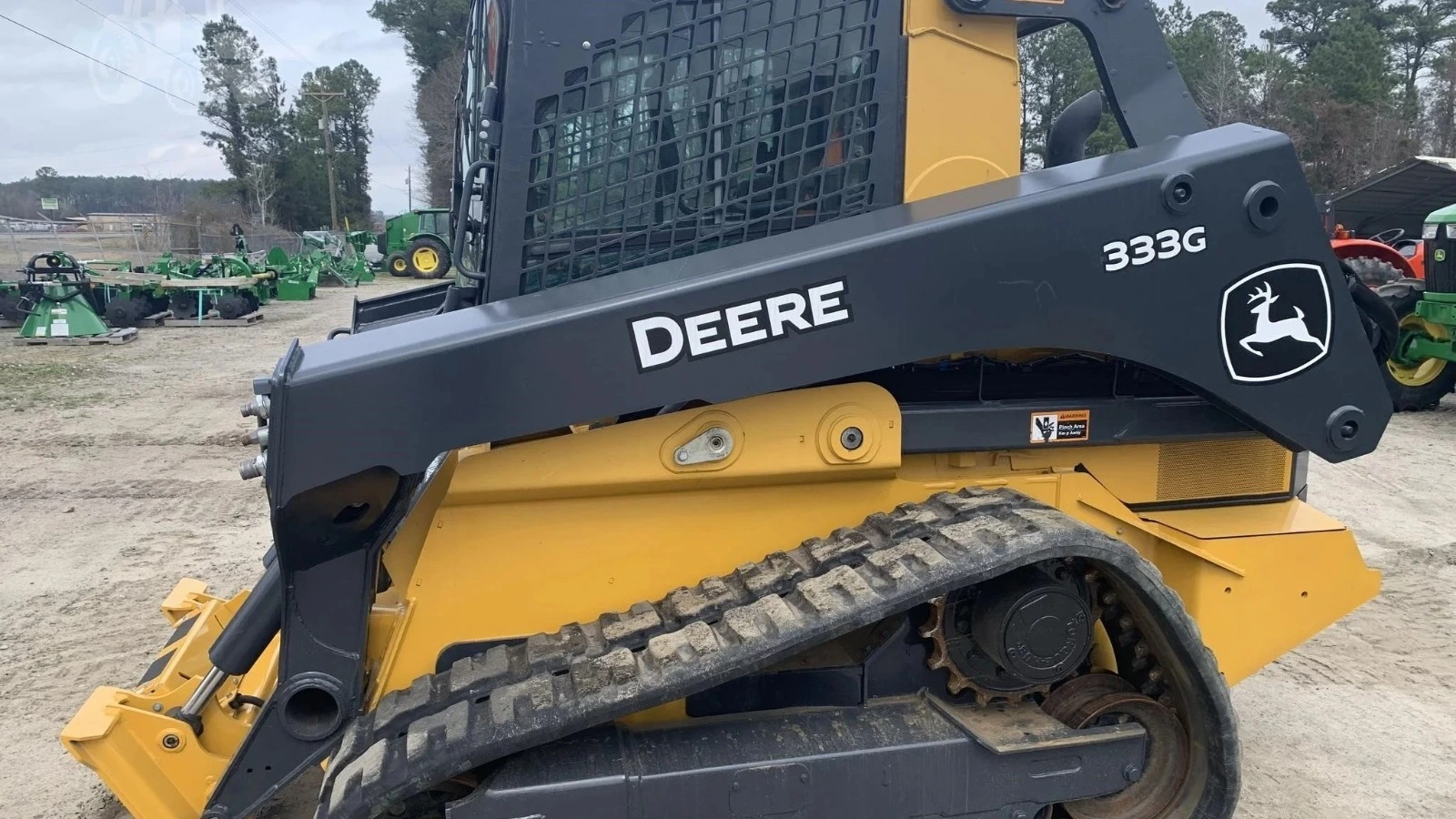 USED 2019 Deere 333G