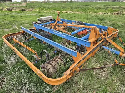 USED BEAR CAT 12'