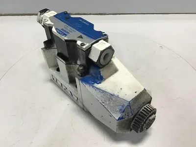 USED VICKERS DG4V-5-2A-M-P7L-H-6-30