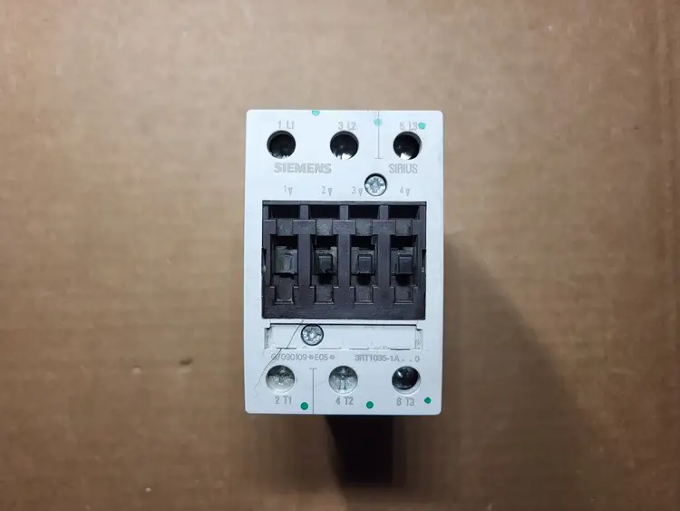 Used SIEMENS 3RT1035-1AK60 Switchgears British Columbia CA | Lenmark #1438439