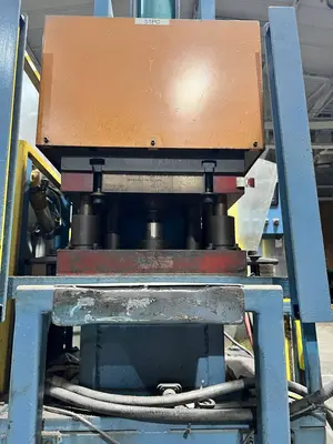 5 Ton Custom Press • Used Custom AT 30 100 Press