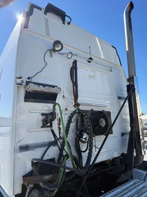 Used 2014 VOLVO VNL Tractors & Trailers Kentucky US | Proxy Equipment #1663483