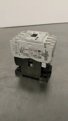 EATON D15CR40 Ser. B1 40E Multipole Relay 4E-12