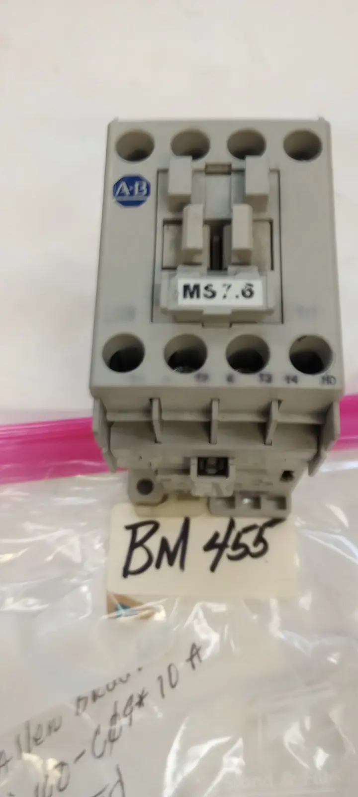 Used Allen-Bradley 100-C09*10A Connector Accessories Arizona US | ASSET CONVERSION SPECIALISTS, INC. #1418219