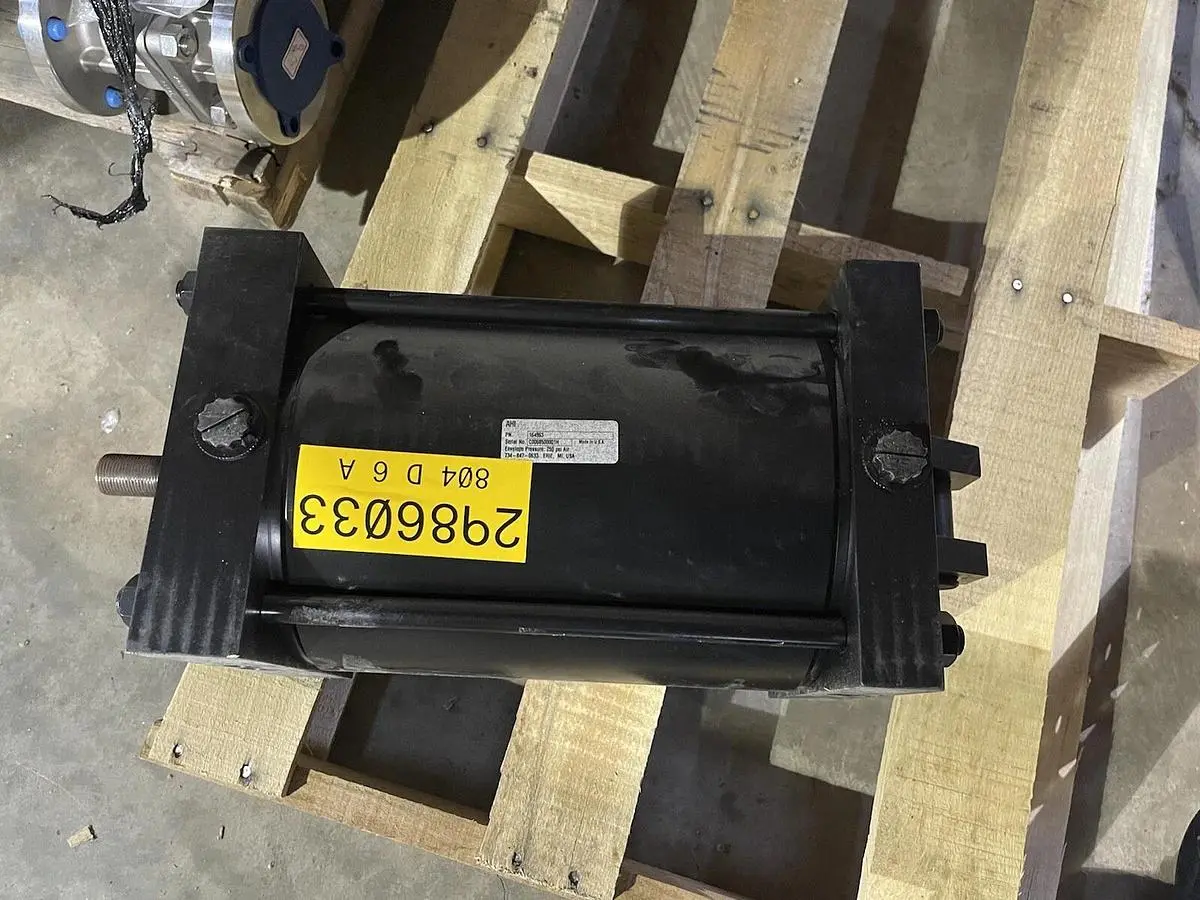 AUTOMATIC HANDLING PNEUMATIC CYLINDER AHI-164963 250 PSI STOCK 3525