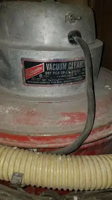 USED MILWAUKEE 8921
