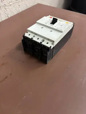 Used 2008 MOELLER NZM N1-A125-NA Circuit Breakers Illinois US | Aucto #1322449