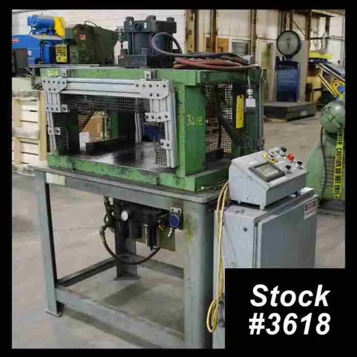 Used CUSTOM 842 Cut-Off Presses Ohio US | Universal Tube & Rollform Equipment Company #280365