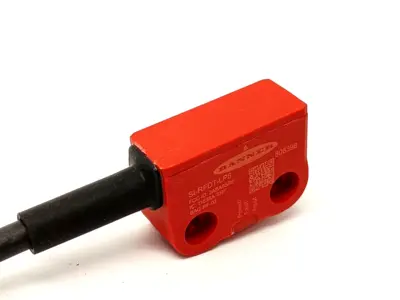 USED BANNER SAFETY SWITCH SI-RF 806398