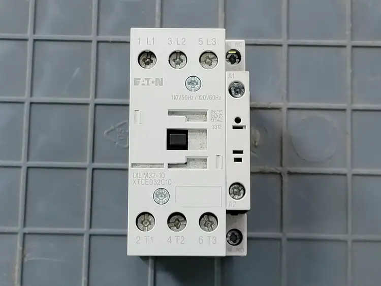 Used EATON XTCE032C10 Switchgears British Columbia CA | Lenmark #243433
