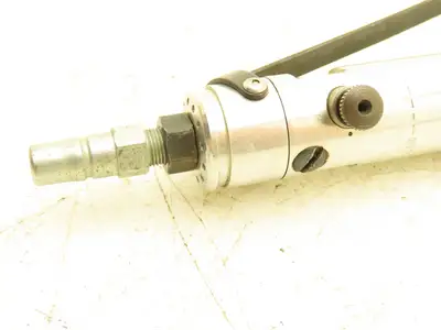 Ingersoll Rand 3RLN Pneumatic Screwdriver 700rpm 1/4" Right Angle