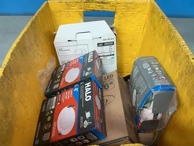 Used COOPER LIGHTING, COMMERCIAL ELECTRIC, JUNO _UNKNOWN_ Lighting Ohio US | HGR 24 #1561816