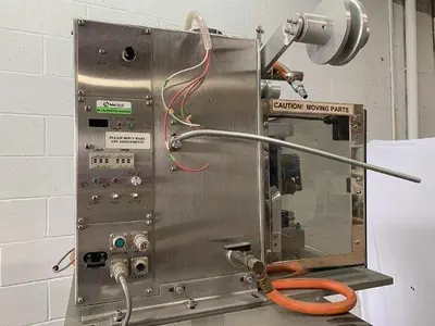 Urania PouchPro Pouch Handling System