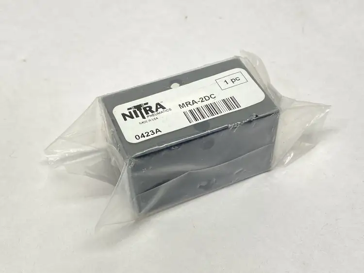 New | in-Stock NITRA PNEUMATIC VALVE MANIFOLD 1000PSI 2X 3/8" FNPT 2X 1/4" FNPT Valves/Fittings | Maverick Industrial Sales #1104506