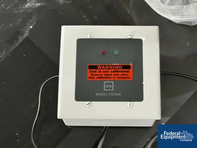 USED Flow Sciences, Inc. 90" Flow Sciences HEPA Hood, Model# FSCQ03223