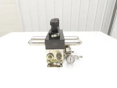 Vektek 0914 3x4 Manual Hydraulic 4-Valve Manifold Assembly Lever/Handle